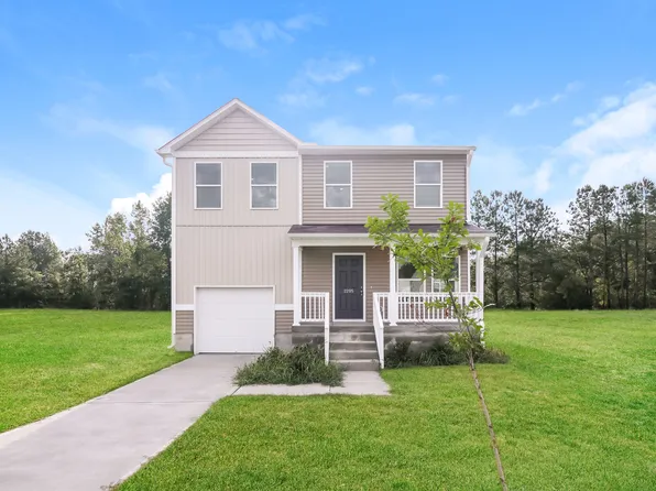 2205 Samuel Ln, Tarboro, NC 27886