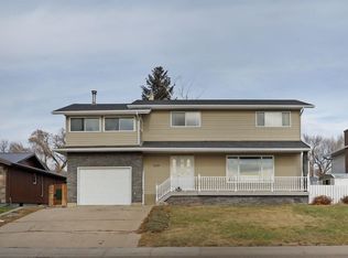 1120 S 2nd Ave E, Brooks, AB T1R 0K9