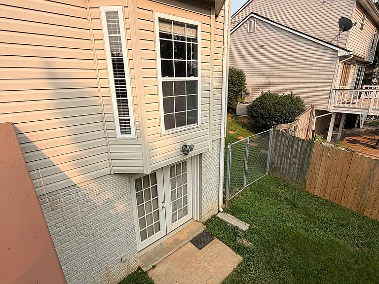 13802 Mapledale Ave — Photo 4