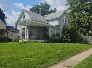 2002 W 5th St, Davenport, IA 52802