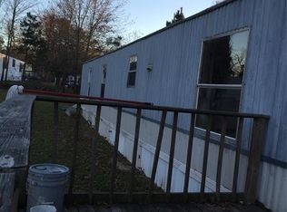 107 Earl Rd, Huntsville, TX 77320