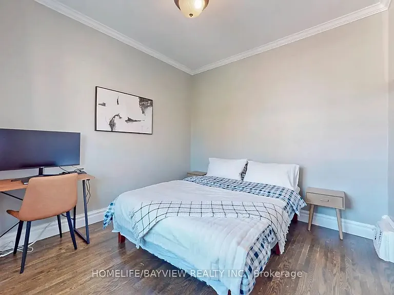 316 Silverthorn Ave — Photo 5