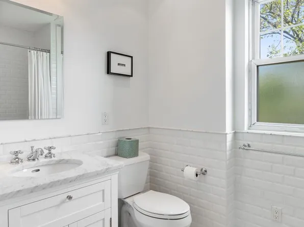 685 East 22nd Street image 20 of 38