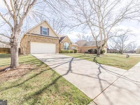 202 Greythorne Dr, Kathleen, GA 31047