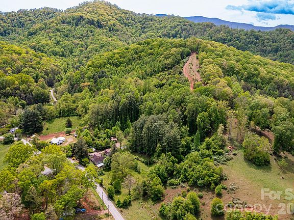 41st image of 1492 Murray Rd