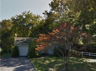 1133 Udall Rd, Bay Shore, NY 11706