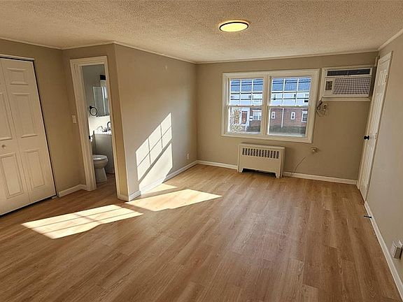 3rd image of 64 Hastings Ave APT B