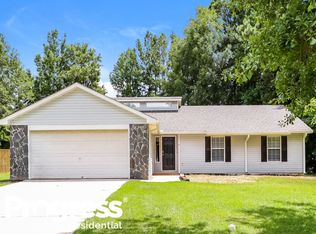 8 Jeriana Dr, Hampton, GA 30228