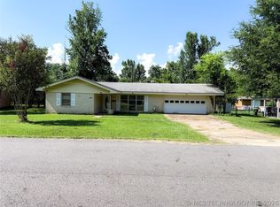 811 NE 5th St, Antlers, OK 74523