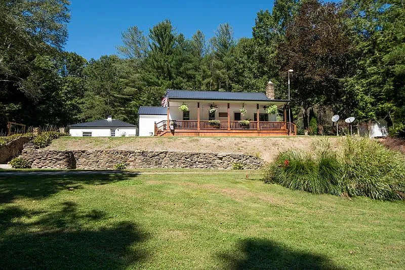 548 Mershon Rd photo 1