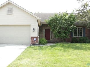 8459 Birchwood Ln, Northwood, OH 43619