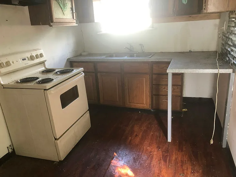 6500 Jesse Jackson Ave — Photo 7