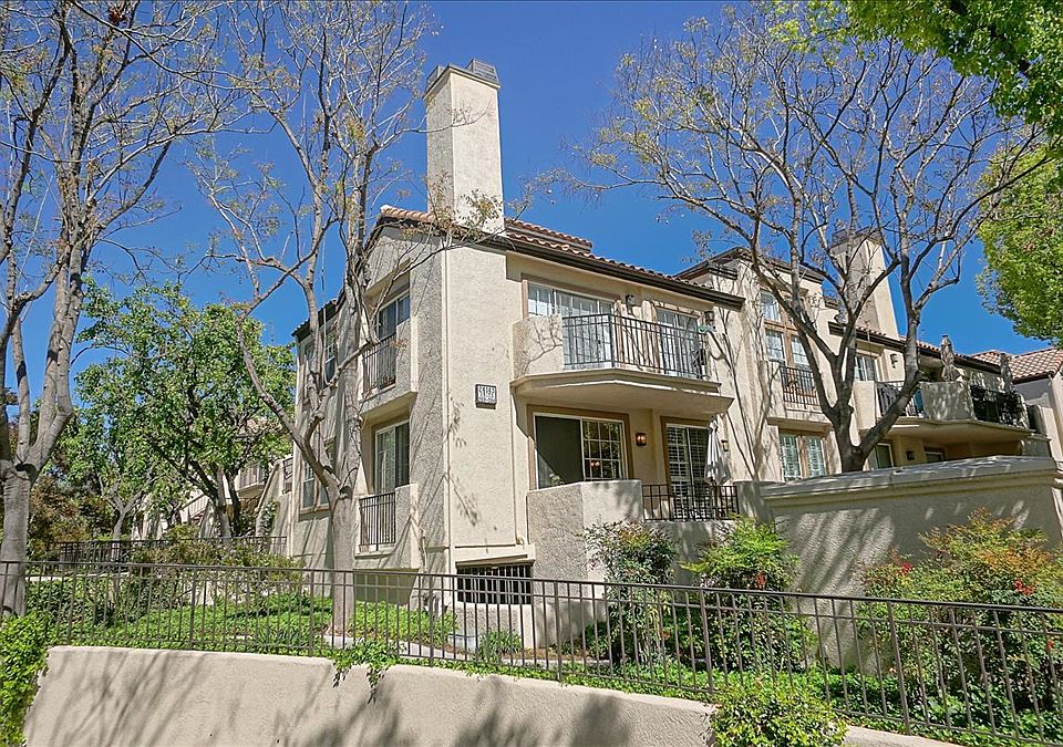 1st image of 24143 Del Monte Dr Unit 283