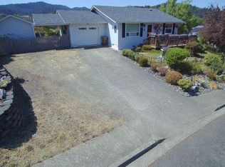 165 NE Sandy Ter, Myrtle Creek, OR 97457