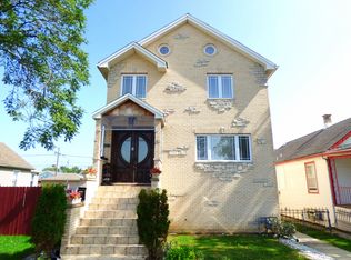 6073 S 75th Ct, Summit, IL 60501