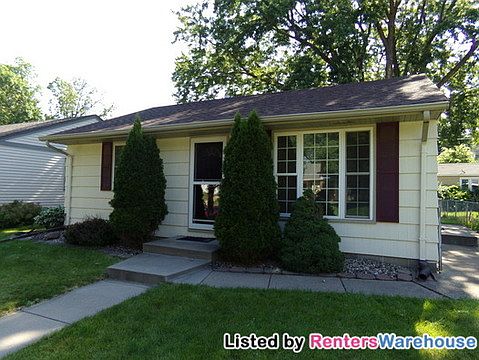 1st image of 3223 Buchanan St NE