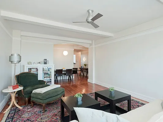 Sold by Sotheby's International Realty | media 2