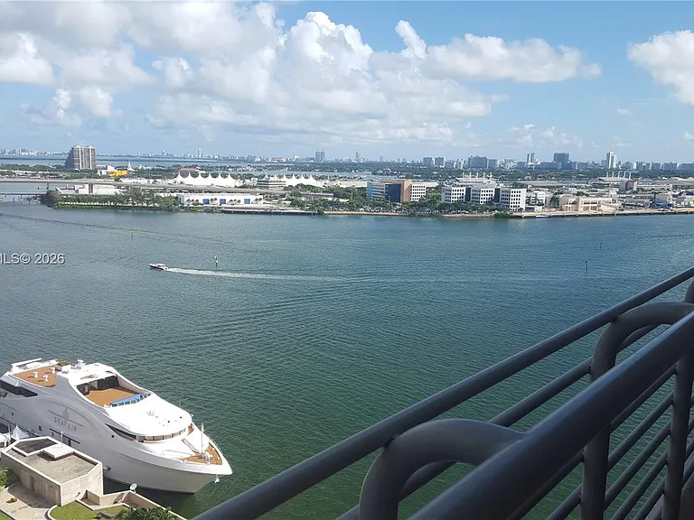 335 Biscayne Blvd #2106 — Photo 9