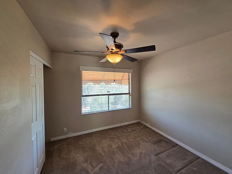 1809 E Frier Dr #2 — Photo 16
