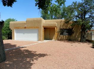 1823 Indian School Rd NW, Albuquerque, NM 87104