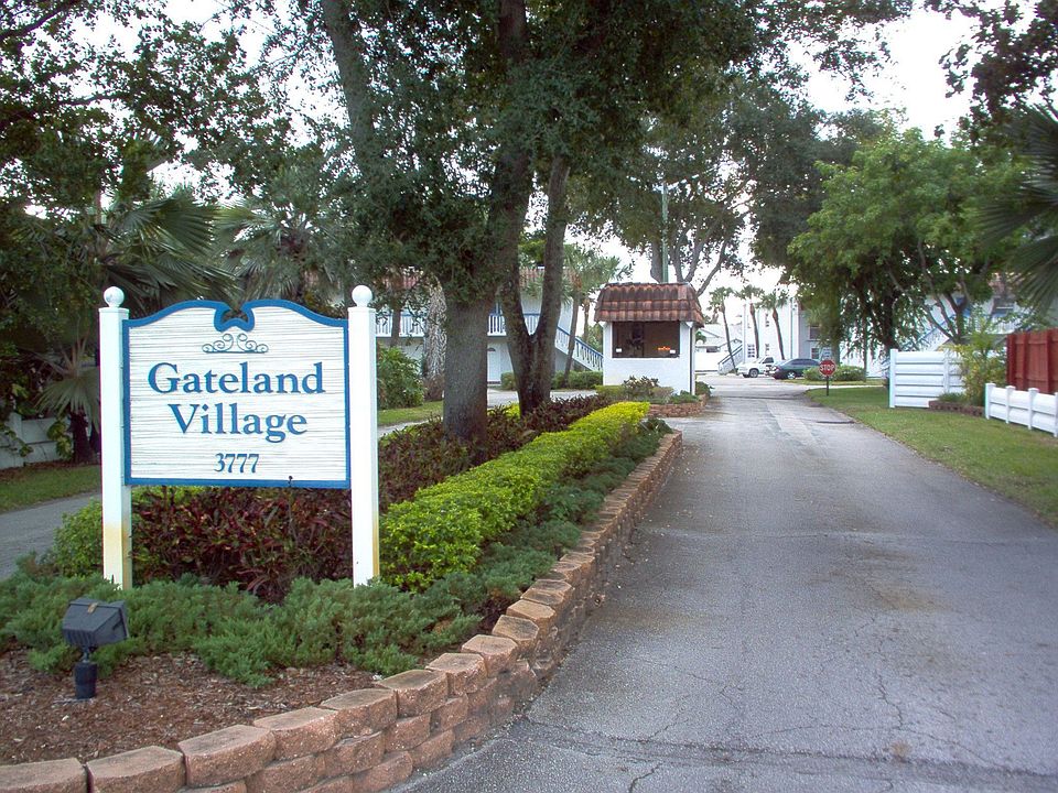 Gateland Condominium 
