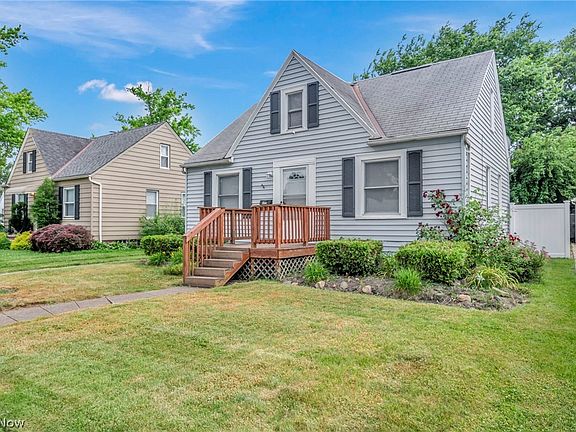 2nd image of 3212 W 138th St