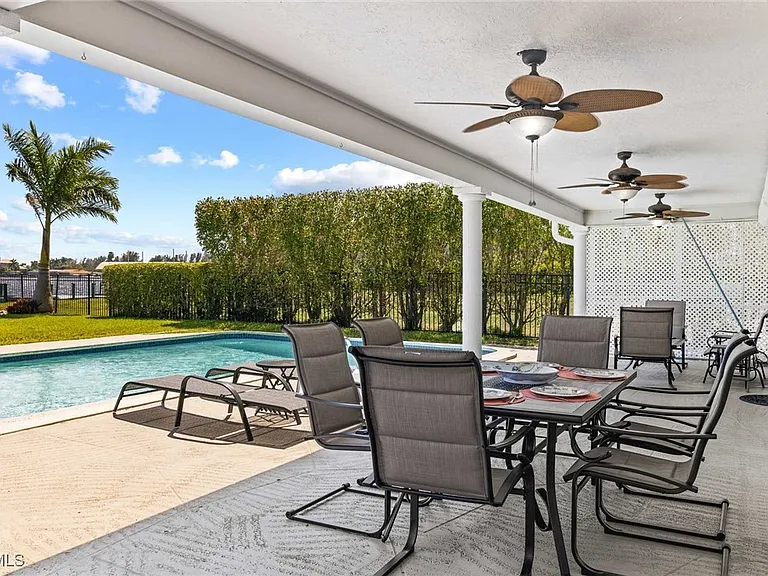 252 Bayshore Dr — Photo 19