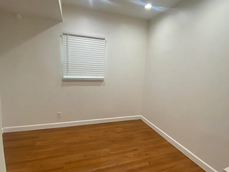 809 E Broward Blvd — Photo 7