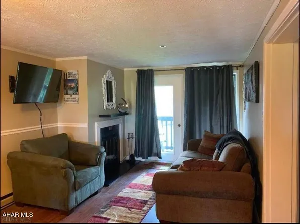 139 E Valley Point Extrovert #1318, Claysburg, PA 16625