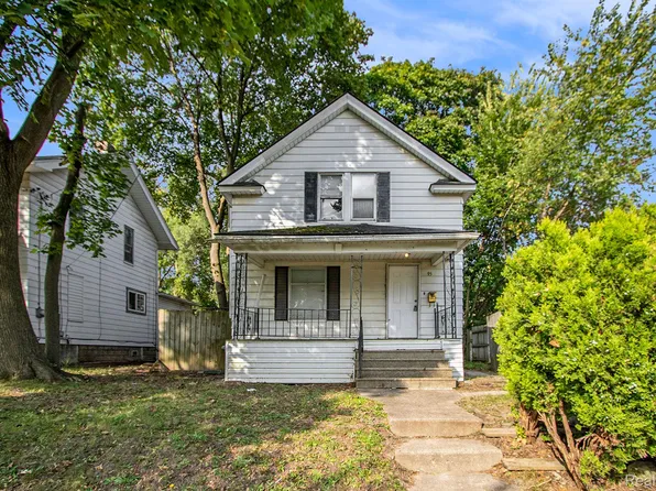 95 Thorpe St, Pontiac, MI 48341