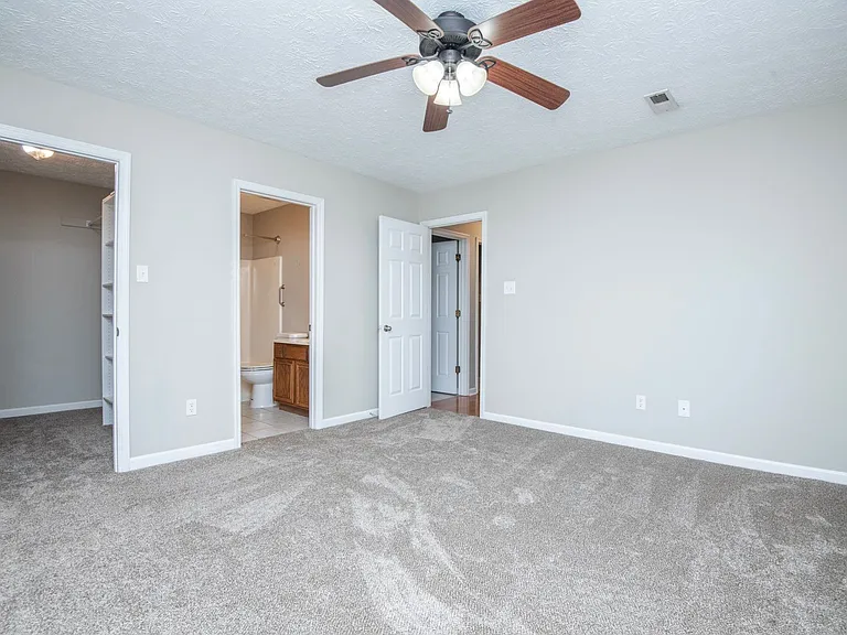 8816 Mill Run Dr — Photo 22