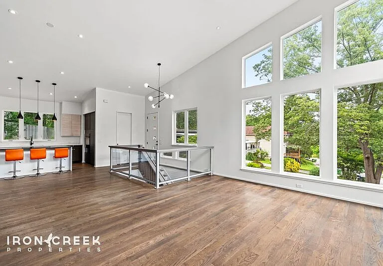 54 Branning St — Photo 4