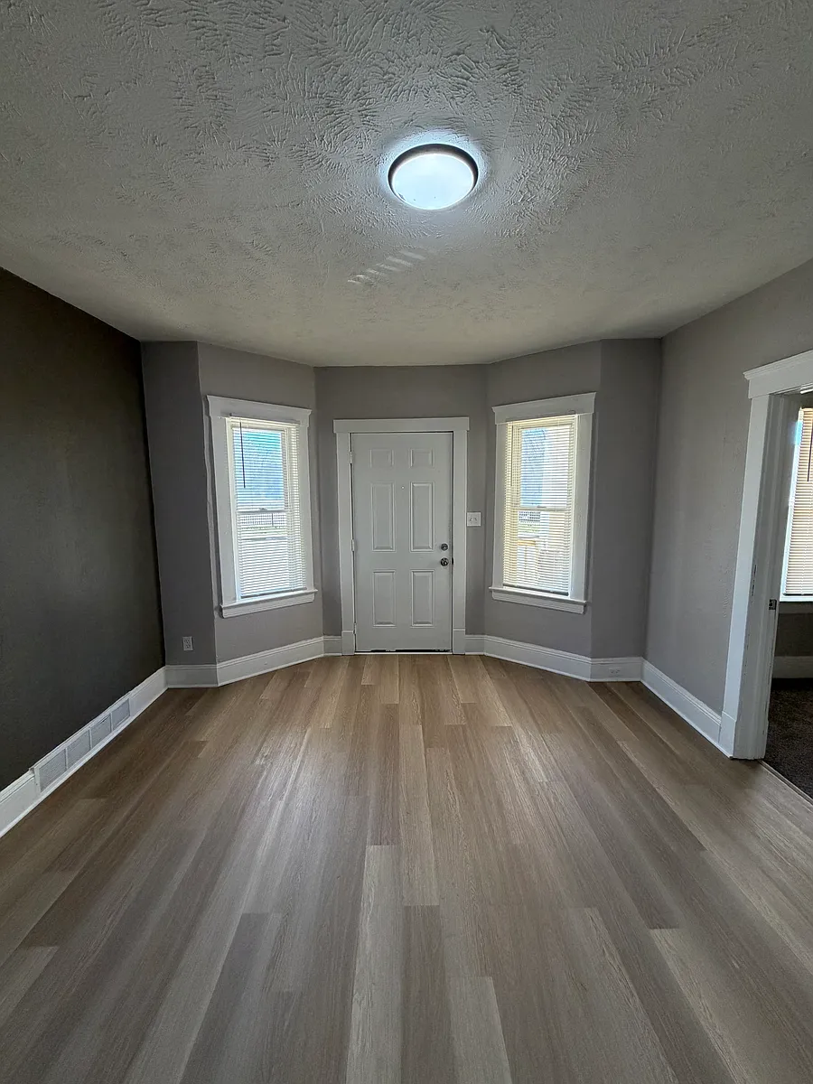 Building Photo - 1115 Ansel Rd #1