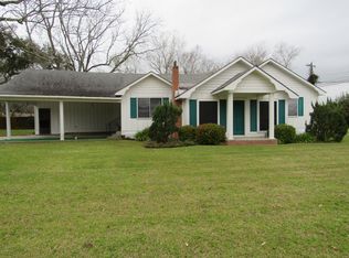 2518 Charity St, Abbeville, LA 70510