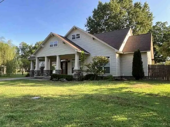 315 E Elm St, Bradford, AR 72020