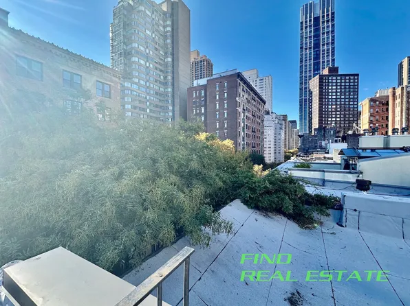 107 West 69th Street image 12 of 17