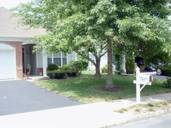 70 Silverside Rd, Lakewood, NJ 08701