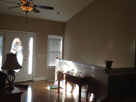 3rd image of 404 Hearthstone Way