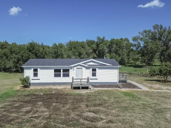 70692 Road 436, Stamford, NE 68977