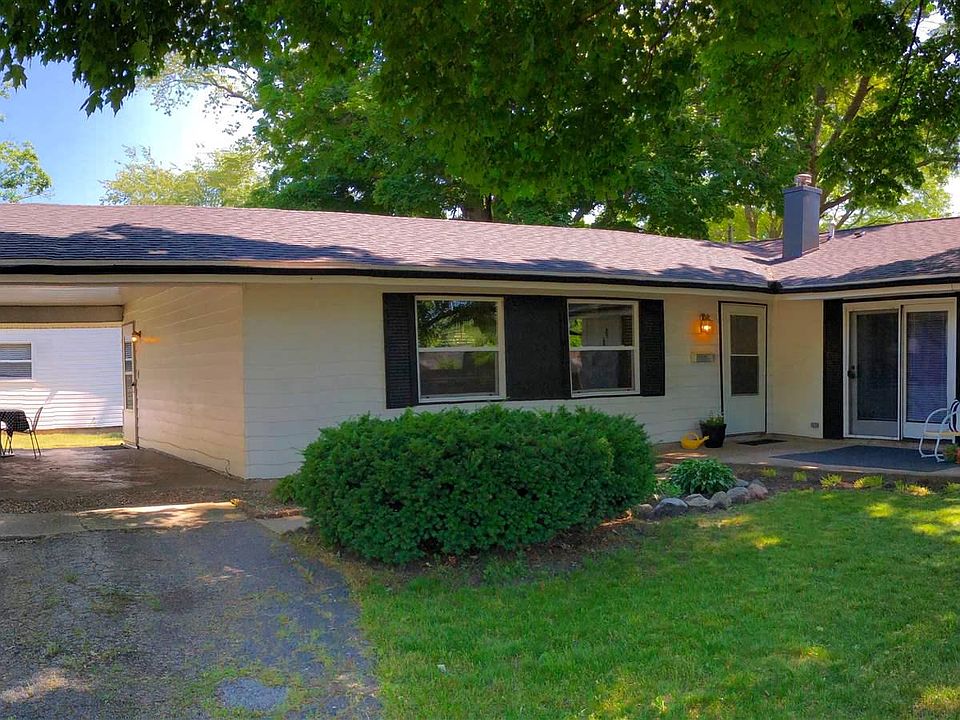 1st image of 1124 Ebeling Dr