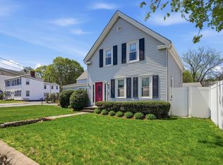 31 Walnut St, Dedham, MA 02026