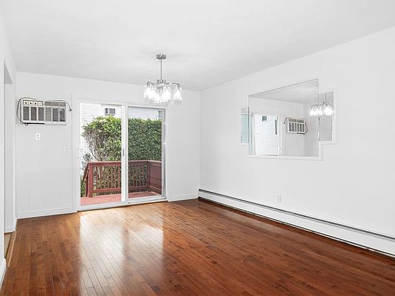 5th image of 123 Forestwood Dr