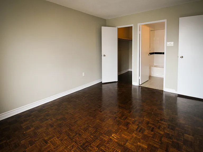 3000 Victoria Park Ave — Photo 17