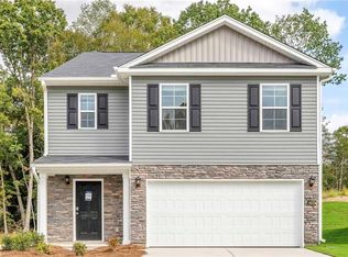 1602 Hamilton Hills Dr, Greensboro, NC 27406