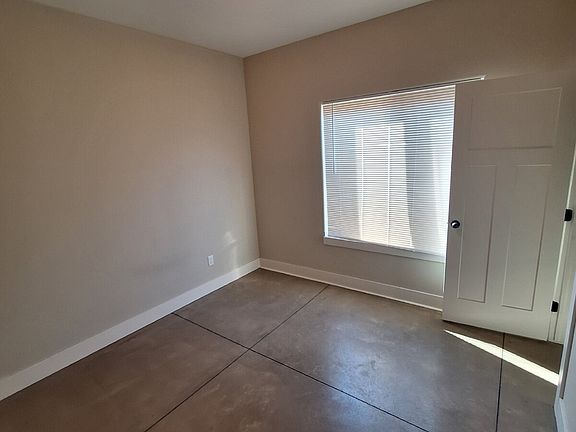 3rd image of 3418 E Aster St
