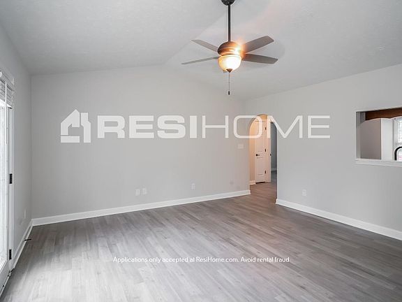 4th image of 2543 Calabash Dr