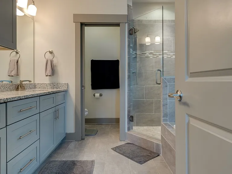 1813 Sherwood Ln — Photo 13