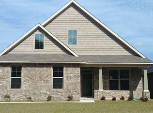 5302 Parkside Dr, Pace, FL 32571