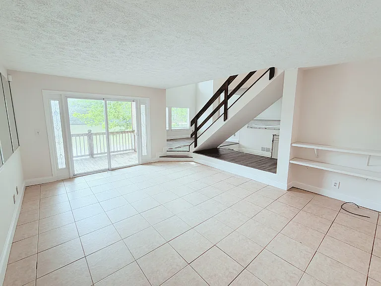 2814 Shellbark Rd — Photo 8
