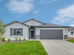 11921 W Box Cyn, Saint Star, ID 83669